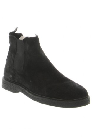 Herrenschuhe Pull&Bear, Größe 40, Farbe Schwarz, Preis 56,34 €