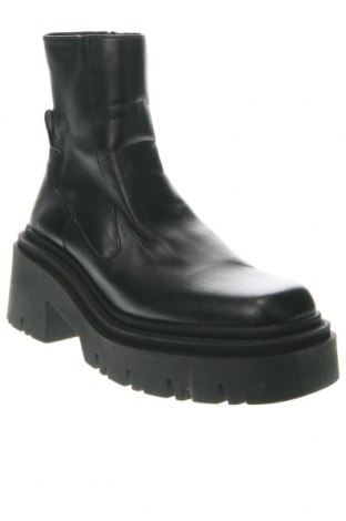 Мъжки обувки Zara, Размер 40, Цвят Черен, Цена 29,11 лв.