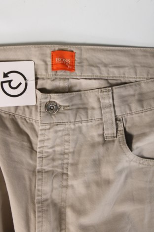 Мъжки панталон BOSS, Размер XL, Цвят Бежов, Цена 78,09 лв.