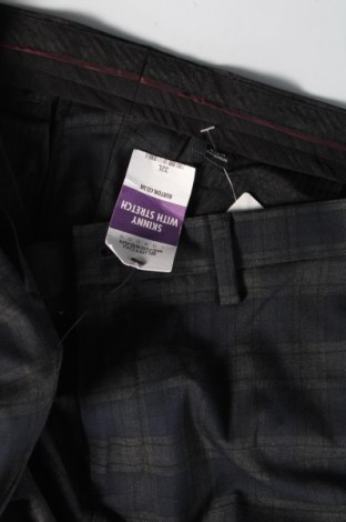 Pantaloni de bărbați Burton of London, Mărime M, Culoare Multicolor, Preț 107,07 Lei