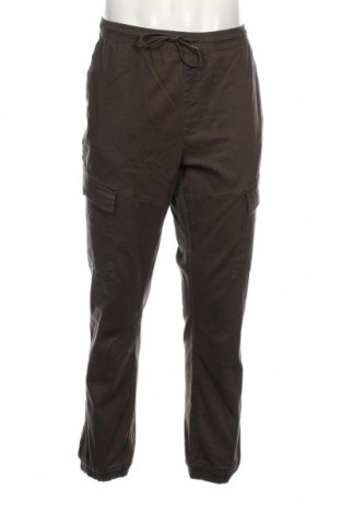 Мъжки панталон Defacto, Размер M, Цвят Зелен, Цена 8,70 лв.
