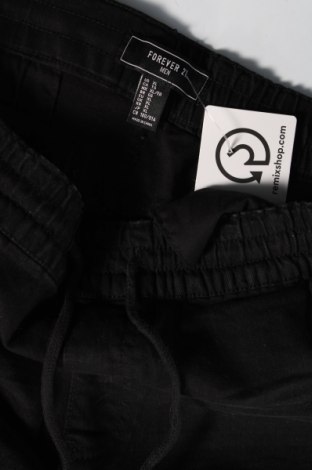 Мъжки панталон Forever 21, Размер XL, Цвят Черен, Цена 42,78 лв.