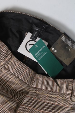 Pánske nohavice  H&M, Veľkosť XS, Farba Viacfarebná, Cena  15,29 €