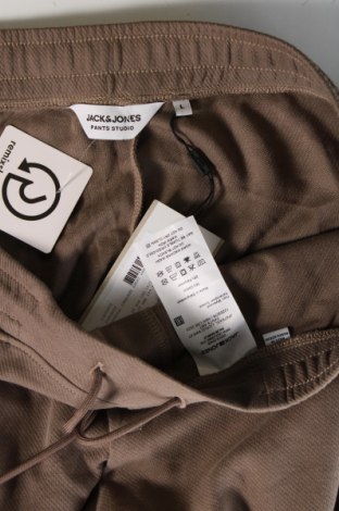 Pantaloni de bărbați Jack & Jones, Mărime L, Culoare Maro, Preț 162,83 Lei