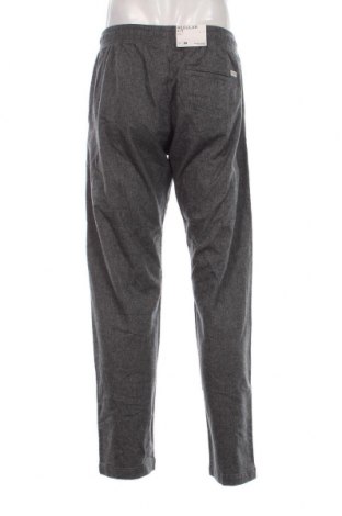 Pantaloni de bărbați Jack & Jones, Mărime L, Culoare Gri, Preț 325,66 Lei