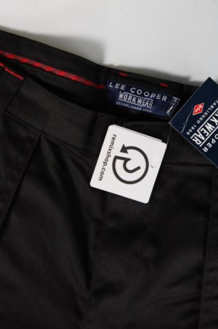 Męskie spodnie Lee Cooper, Rozmiar XL, Kolor Czarny, Cena 114,03 zł