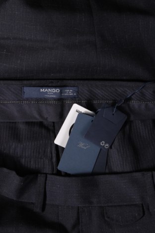 Pantaloni de bărbați Mango, Mărime L, Culoare Albastru, Preț 122,37 Lei