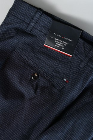 Pánske nohavice  Tommy Hilfiger, Veľkosť XL, Farba Modrá, Cena  57,55 €