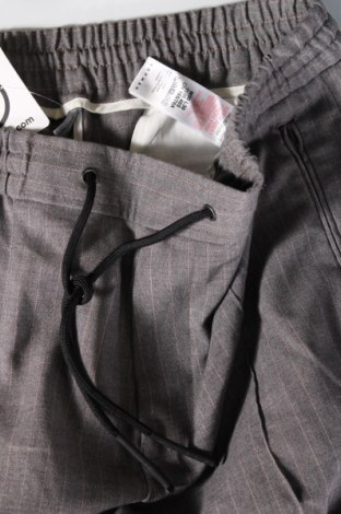 Мъжки панталон Topman, Размер S, Цвят Сив, Цена 41,00 лв.