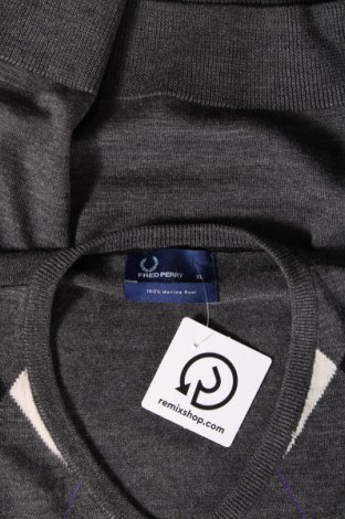 Herrenpullover Fred Perry, Größe XL, Farbe Grau, Preis € 31,71