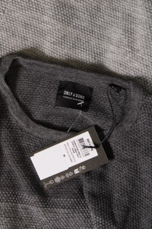 Ανδρικό πουλόβερ Only & Sons, Μέγεθος M, Χρώμα Γκρί, Τιμή 13,51 €