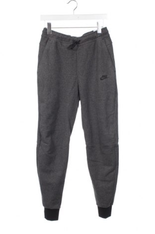 Ανδρικό αθλητικό παντελόνι Nike, Μέγεθος S, Χρώμα Γκρί, Τιμή 47,94 €