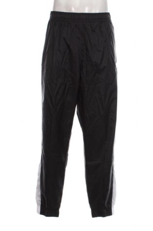 Pantaloni trening de bărbați Nike, Mărime XXL, Culoare Negru, Preț 229,44 Lei