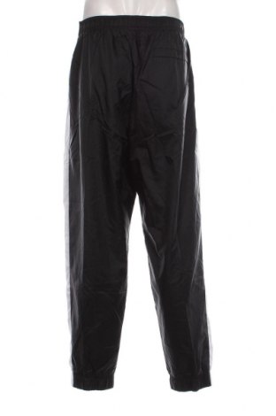 Pantaloni trening de bărbați Nike, Mărime XXL, Culoare Negru, Preț 305,92 Lei