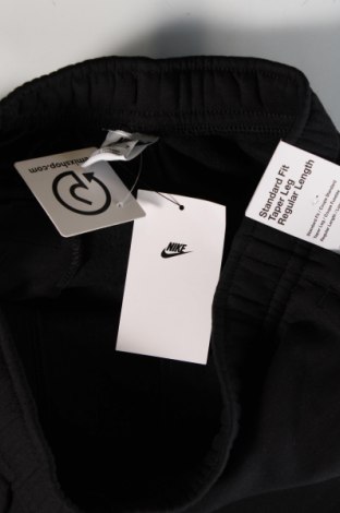 Herren Sporthose Nike, Größe M, Farbe Schwarz, Preis 45,54 €