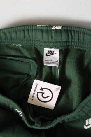 Pantaloni trening de bărbați Nike, Mărime L, Culoare Verde, Preț 290,62 Lei