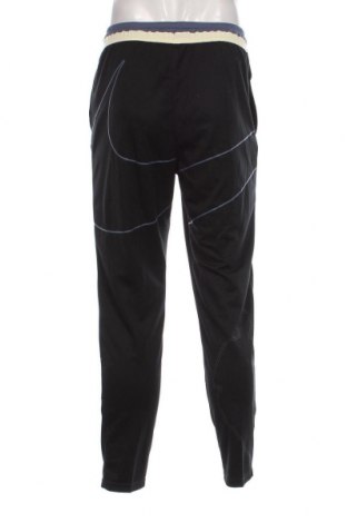 Pantaloni trening de bărbați Nike, Mărime S, Culoare Negru, Preț 305,92 Lei