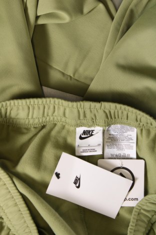 Pánské tepláky  Nike, Velikost S, Barva Zelená, Cena  944,00 Kč