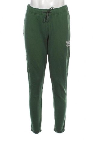 Мъжко спортно долнище Tommy Jeans, Размер M, Цвят Зелен, Цена 132,60 лв.