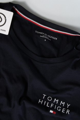 Piżama
 Tommy Hilfiger, Rozmiar M, Kolor Niebieski, Cena 255,88 zł