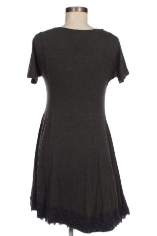 Kleid, Größe M, Farbe Grau, Preis 7,60 €