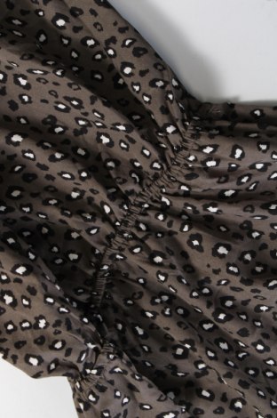 Kleid, Größe M, Farbe Grau, Preis € 10,90