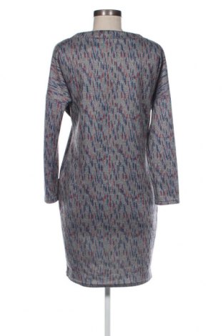 Kleid Adika, Größe M, Farbe Grau, Preis 8,07 €