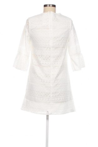Kleid Amisu, Größe M, Farbe Weiß, Preis € 20,18