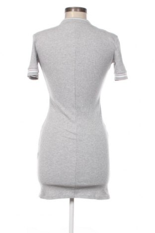 Kleid Bershka, Größe M, Farbe Grau, Preis 8,01 €