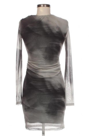 Kleid Bershka, Größe M, Farbe Mehrfarbig, Preis € 15,60
