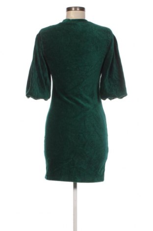 Rochie Bershka, Mărime M, Culoare Verde, Preț 29,99 Lei