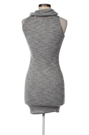 Rochie Boohoo, Mărime M, Culoare Gri, Preț 33,99 Lei