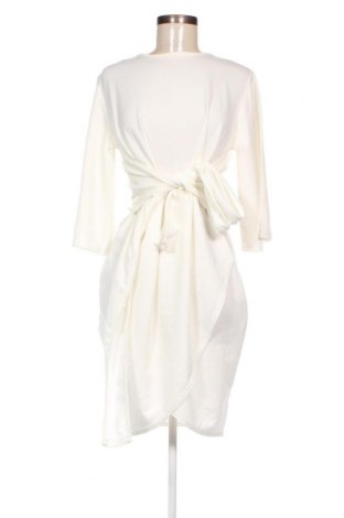 Φόρεμα Boohoo x Madison Beer, Μέγεθος L, Χρώμα Λευκό, Τιμή 8,97 €