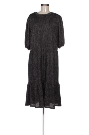 Kleid C&A, Größe L, Farbe Silber, Preis € 20,18