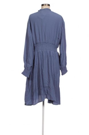 Kleid C&A, Größe XL, Farbe Blau, Preis 9,21 €