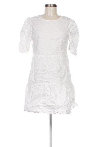 Kleid Fb Sister, Größe L, Farbe Weiß, Preis 11,10 €