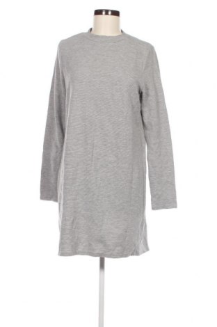 Kleid Gina Tricot, Größe L, Farbe Grau, Preis 10,33 €