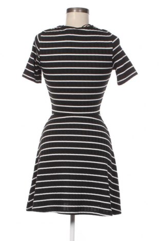 Kleid H&M Divided, Größe XXS, Farbe Schwarz, Preis 15,00 €