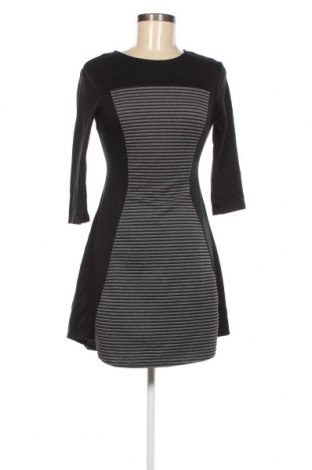 Kleid H&M Divided, Größe S, Farbe Schwarz, Preis € 5,49