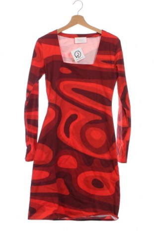 Kleid HOSBJERG, Größe S, Farbe Rot, Preis 43,38 €