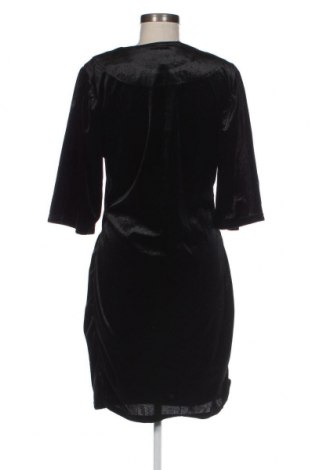 Rochie Noisy May, Mărime L, Culoare Negru, Preț 42,93 Lei