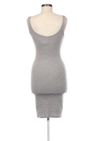 Kleid Pull&Bear, Größe S, Farbe Mehrfarbig, Preis € 9,28