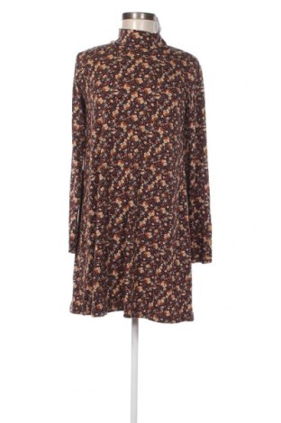 Φόρεμα Pull&Bear, Μέγεθος L, Χρώμα Πολύχρωμο, Τιμή 15,00 €