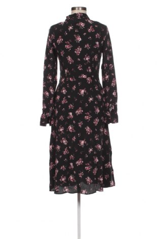 Φόρεμα Reserved, Μέγεθος S, Χρώμα Μαύρο, Τιμή 14,83 €