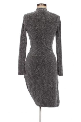 Kleid Reserved, Größe M, Farbe Silber, Preis € 20,18