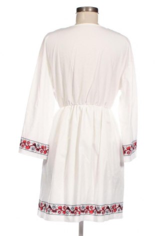 Φόρεμα SHEIN, Μέγεθος M, Χρώμα Λευκό, Τιμή 10,35 €