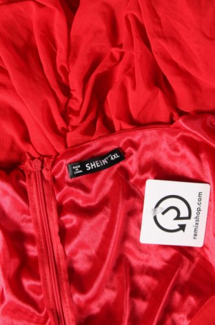 Kleid SHEIN, Größe 4XL, Farbe Rot, Preis 20,18 €