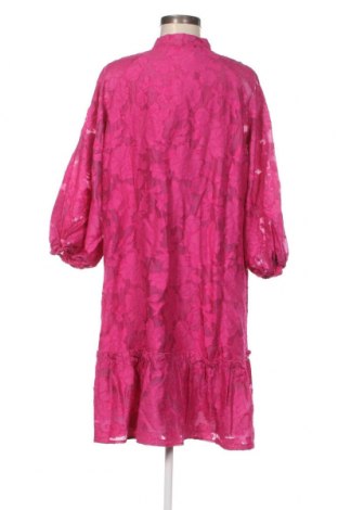 Kleid Selected Femme, Größe M, Farbe Rosa, Preis 53,74 €