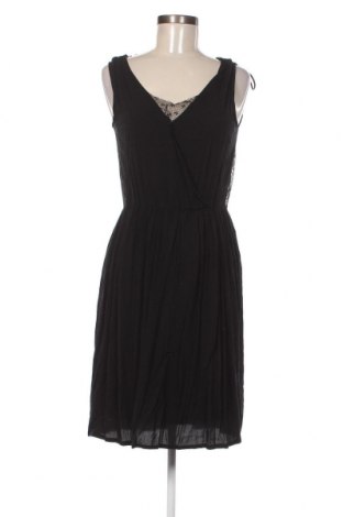 Φόρεμα Soaked In Luxury, Μέγεθος S, Χρώμα Μαύρο, Τιμή 25,16 €