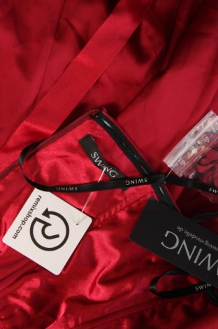 Kleid Swing, Größe S, Farbe Rot, Preis 56,19 €